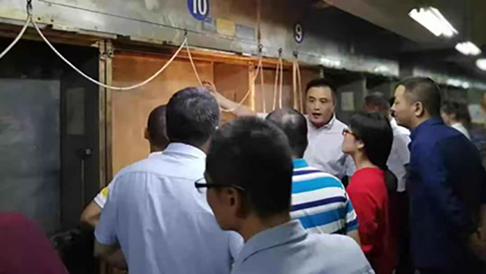集团一连推进“以客户为中心”，，，，起劲让客户知足” 相关活动--走进诚邦工厂-合乐HL8